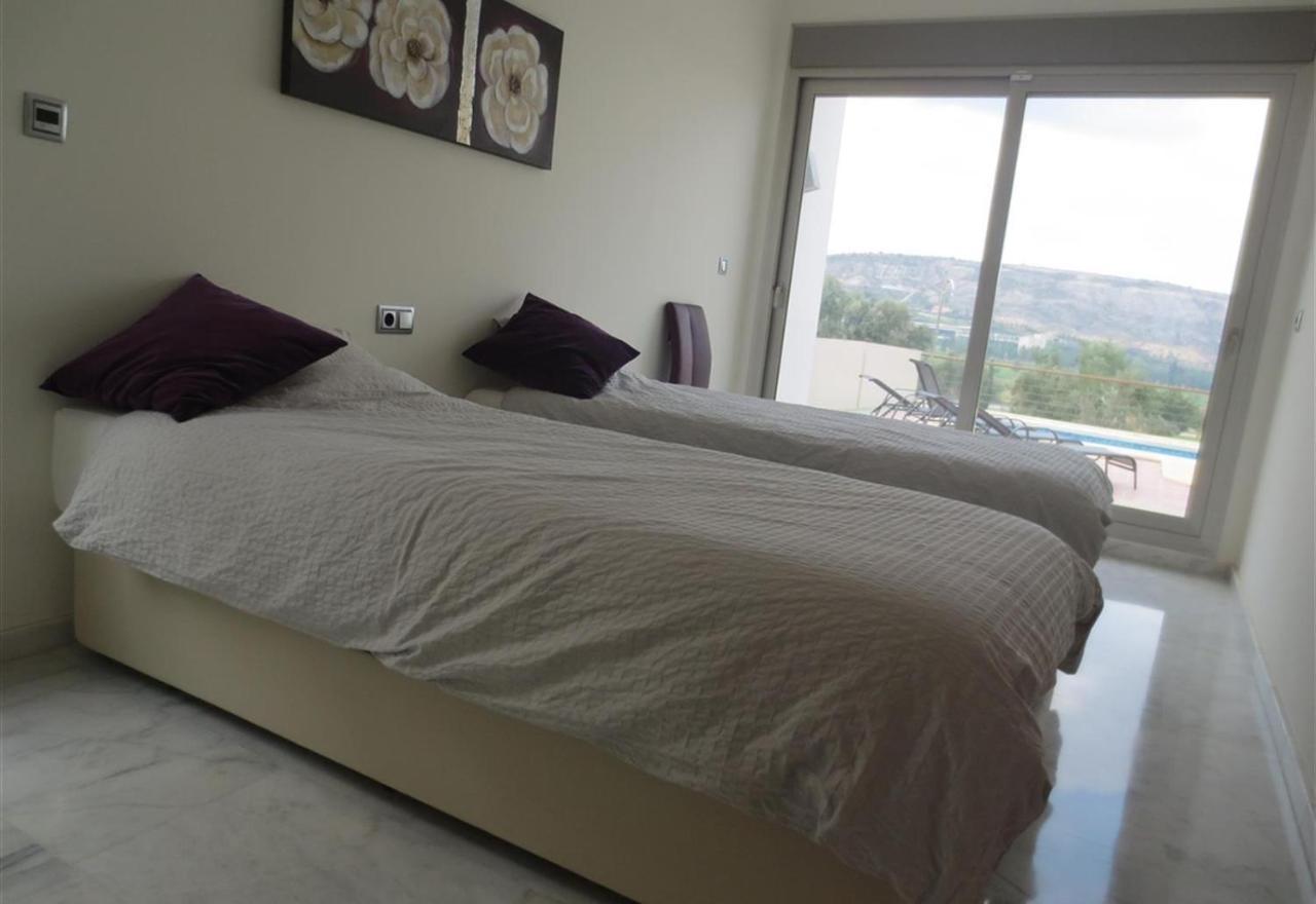 Modern Villa Frontline Golf Альгорфа Экстерьер фото