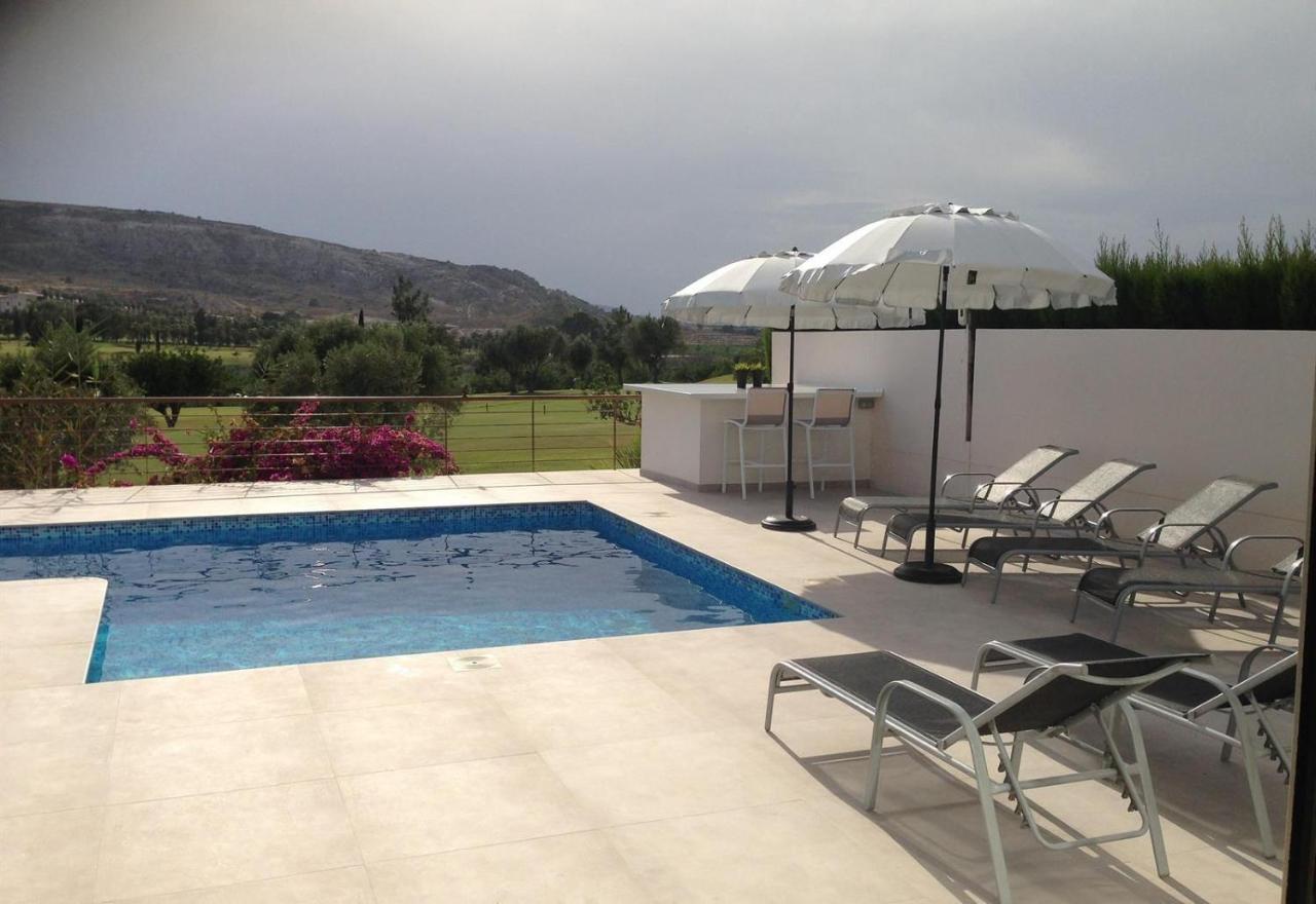 Modern Villa Frontline Golf Альгорфа Экстерьер фото