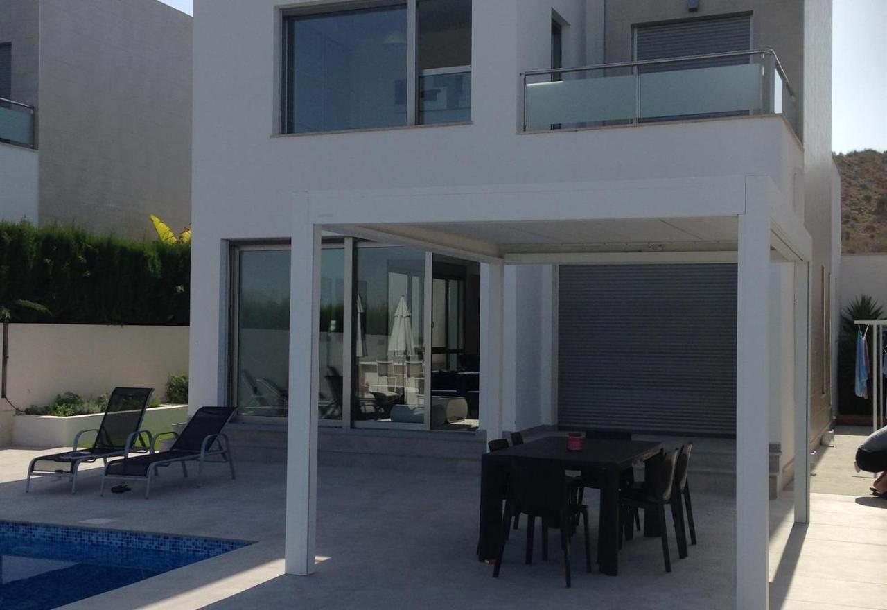Modern Villa Frontline Golf Альгорфа Экстерьер фото