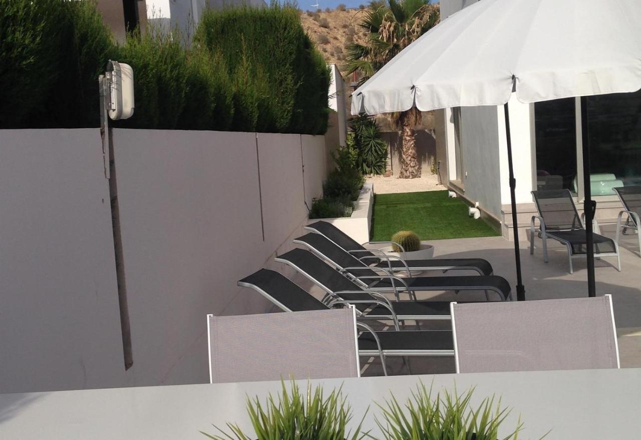 Modern Villa Frontline Golf Альгорфа Экстерьер фото